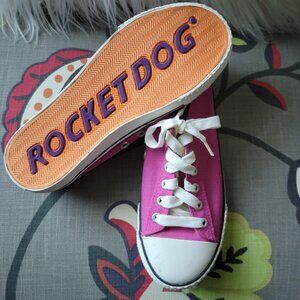 NWOT Rocket Dog Jazzin Low-Top Canvas Sneakers - Size 6.5 - Pink/Fucshia